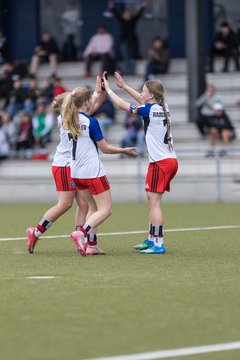 Bild 109 - wBJ Hamburger SV - FC Suederelbe : Ergebnis: 9:0
